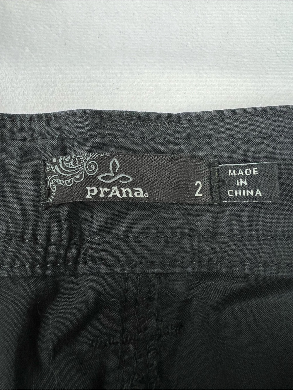 PrAna Women’s Essex Pants Size 2 Black Gorpcore Hiking Outdoor Utility - Picture 4 of 7
